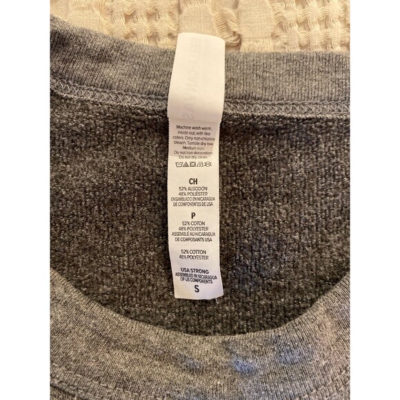 Yellowstone John Dutton Ranch Sweatshirt Pullover Grey Size Small Rip Beth Casey - Picture 8 of 9